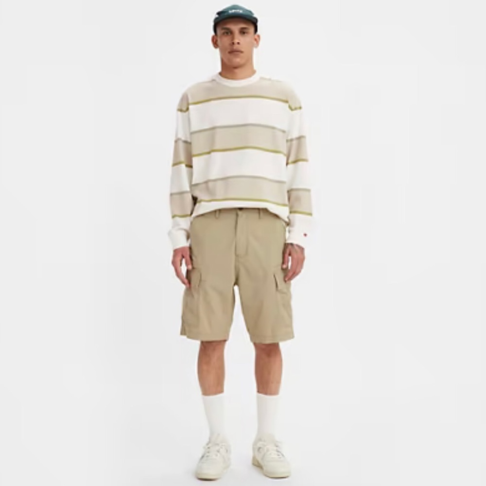 Levi’s Men’s Cotton Khaki Cargo Shorts, Size 32